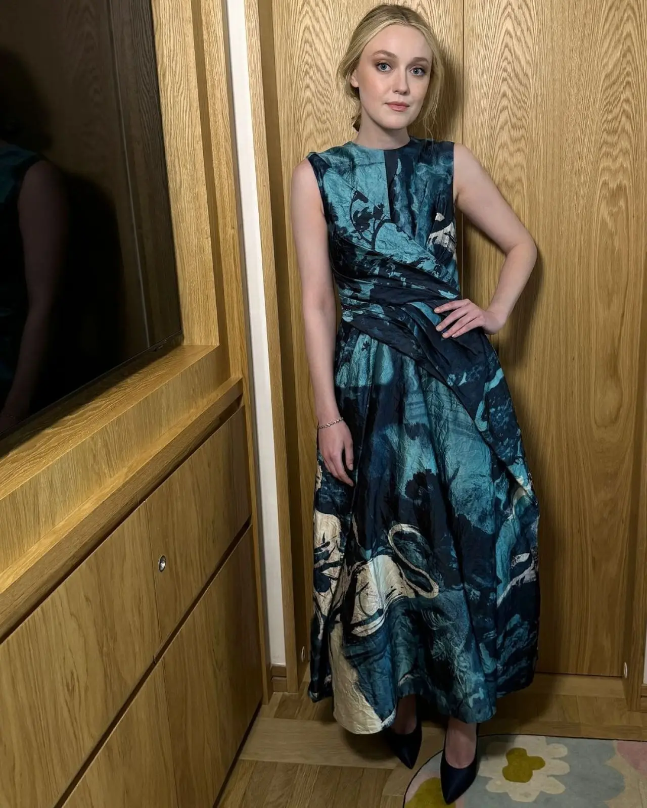 DAKOTA FANNING STILLS AT THE WATCHERS UK SCREENING PORTRAITS1